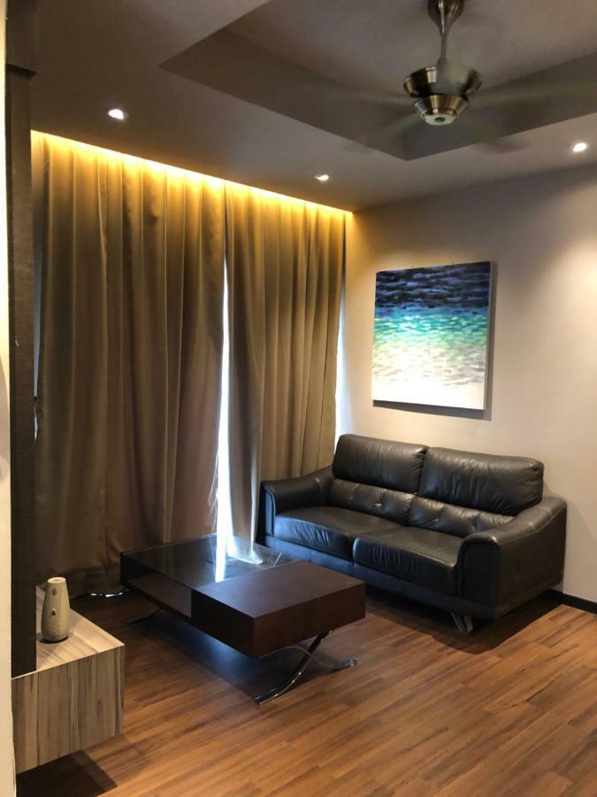 Swiss Garden Residence Pool Sea View Beach Resort Luxury Apartment & Family Suite Kuantan Exterior photo